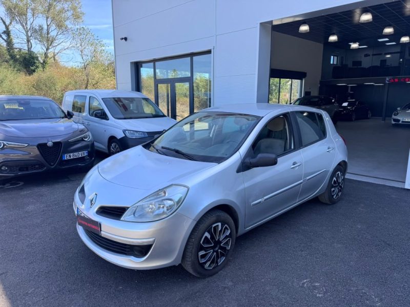 RENAULT CLIO III DYNAMIQUE 1.5DCI  70cv