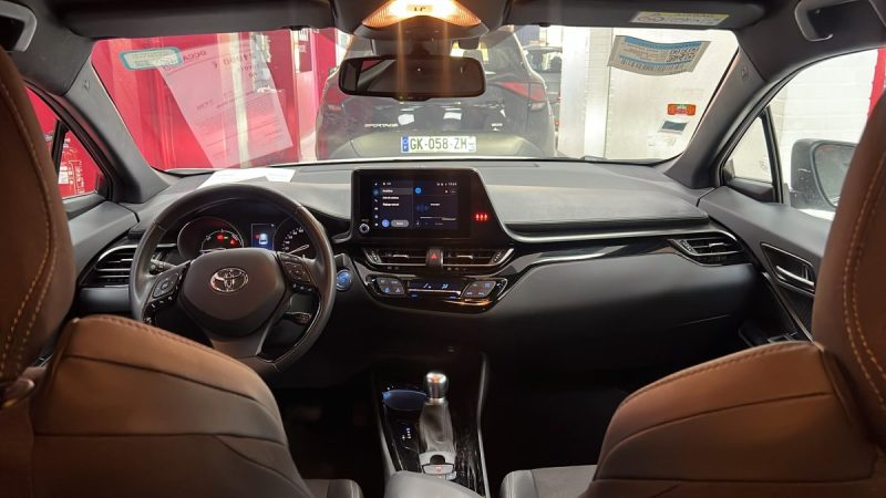 TOYOTA C-HR PHASE 2 SUV HYBRIDE 2.0 DESIGN ULTIMATE 184cv/1 ERE MAIN/TVA RECUPERABLE