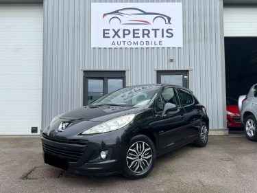PEUGEOT 207 URBAN MOVE 1.4 l 95CV TOIT PANORAMIQUE