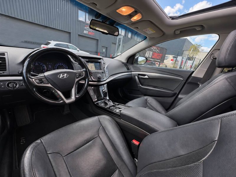 HYUNDAI I40 SW 1.7 CRDI 141 BLUE DRIVE CREATIVE DCT 