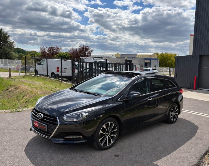 HYUNDAI I40 SW 1.7 CRDI 141 BLUE DRIVE CREATIVE DCT 