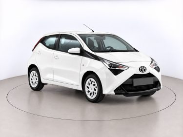 TOYOTA AYGO 1.0 VVTI 69CH X-PLAY