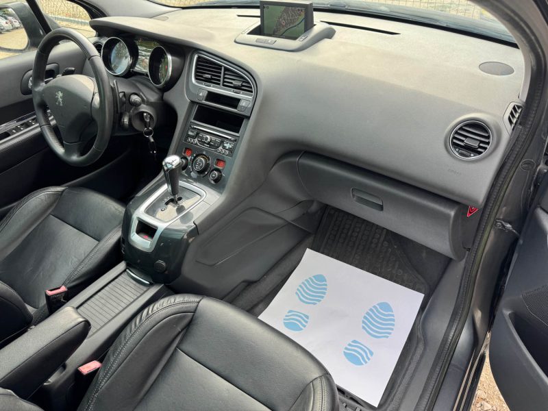 PEUGEOT 5008 1.6 E-HDI 115 Cv ACTIVE BOITE AUTO