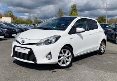 TOYOTA YARIS III 1.5 HYBRID 100h STYLE / TOIT PANORAMIQUE