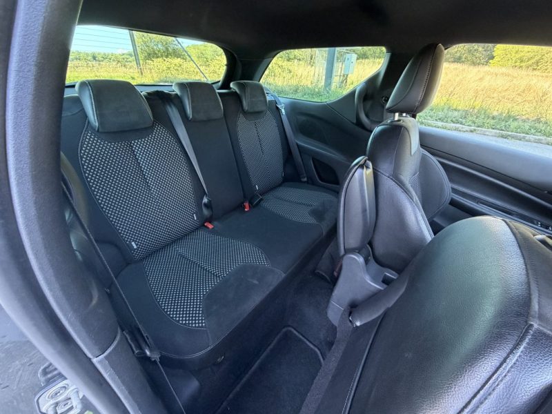 Citroen  DS3 1.6 E-HDI 90 SO CHIC 