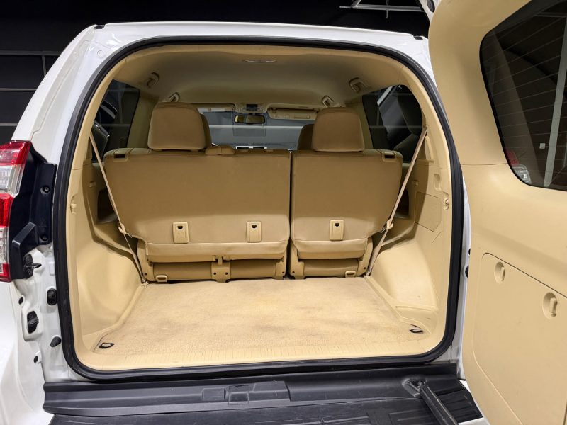 TOYOTA LAND CRUISER LC150 177 D-4D EXECUTIVE VX