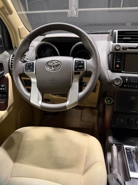 TOYOTA LAND CRUISER LC150 177 D-4D EXECUTIVE VX