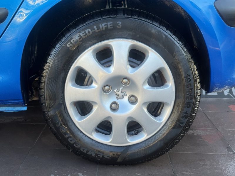 PEUGEOT 307 1.4E 16V PACK 2005