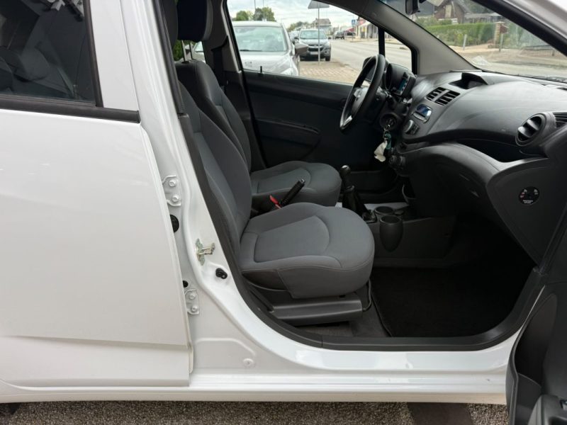 Chevrolet Spark 1.0 16V 68Ch - 50 853 km