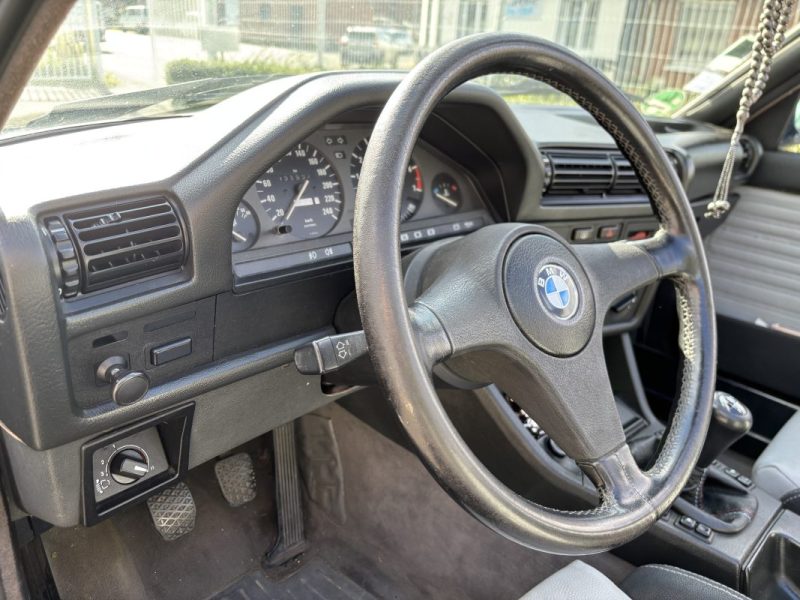 BMW SERIE 3 E30 CAB 1991