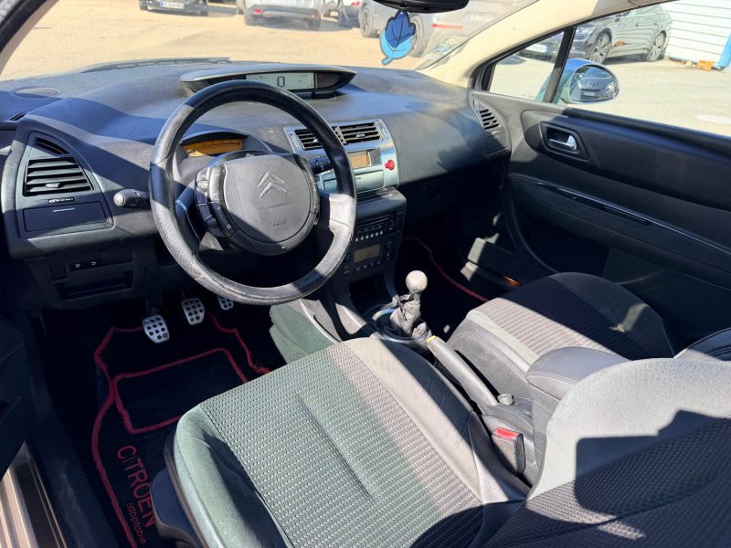 CITROËN C4 COUPÉ 1.6 HDI 110 VTS 215MKM