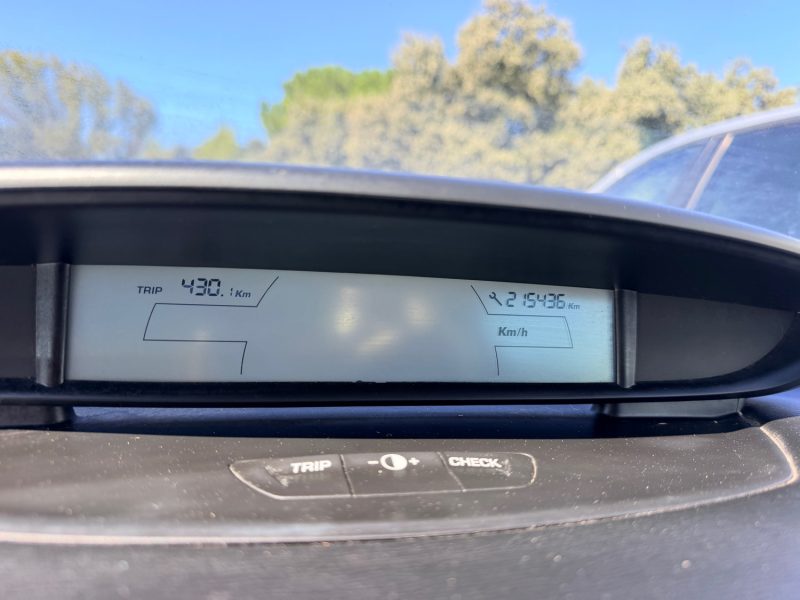 CITROËN C4 COUPÉ 1.6 HDI 110 VTS 215MKM