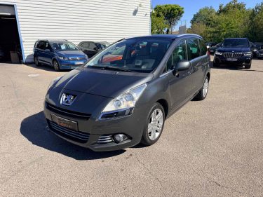 PEUGEOT 5008 1.6 HDI 112 PREMIUM PACK 239MKM
