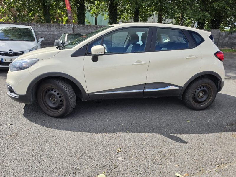 RENAULT CAPTUR  1.5 DCI 90 CH 4 CH FISCAUX  LIFE 2013