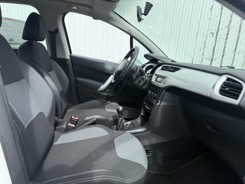 CITROEN C3 1.4 L HDI 70 CV   2012