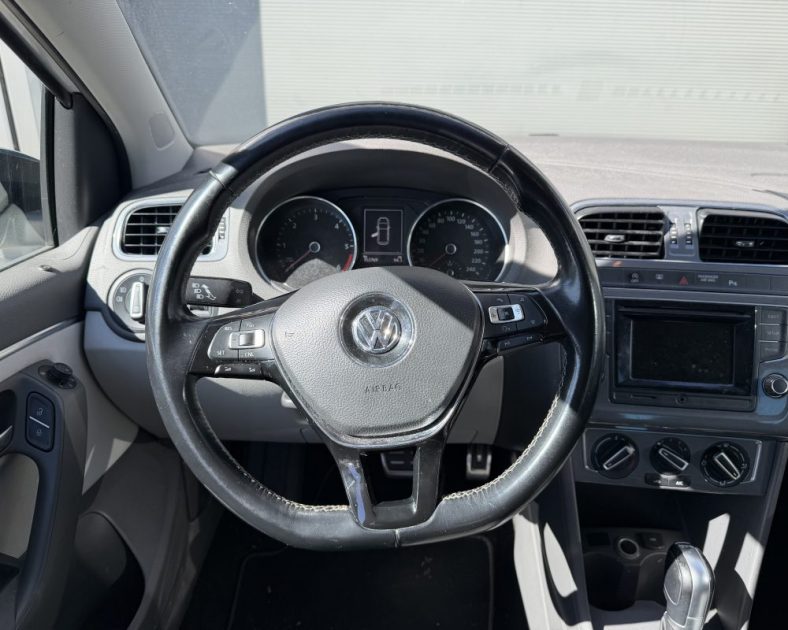VOLKSWAGEN Polo 1.4 TDI 90 ch DSG7 - Boite auto - Distribution neuve - ENTRETIEN COMPLET