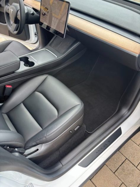 TESLA MODEL Y LONG RANGE DUAL MOTOR AWD 