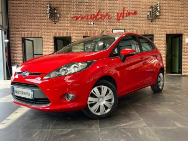 🚗 FORD FIESTA 1.25 82ch ⚙️ TITANIUM ❄️ Climatisation 📡 Radars de recul 👤 1ère main