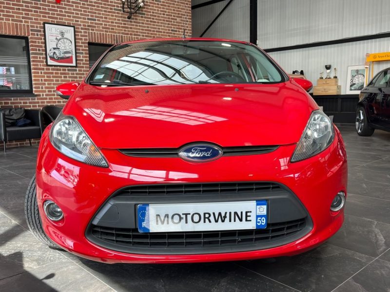 🚗 FORD FIESTA 1.25 82ch ⚙️ TITANIUM ❄️ Climatisation 📡 Radars de recul 👤 1ère main