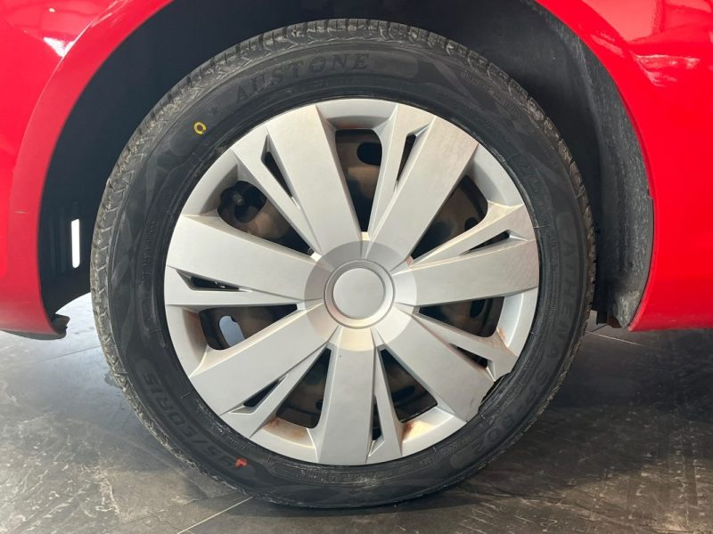 🚗 FORD FIESTA 1.25 82ch ⚙️ TITANIUM ❄️ Climatisation 📡 Radars de recul 👤 1ère main