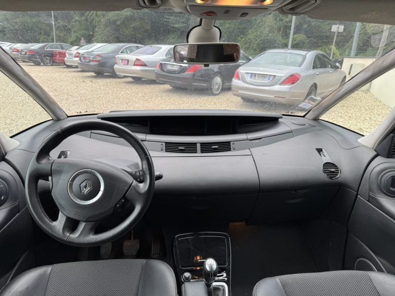 RENAULT ESPACE 2.0DCI 130 7 PLACES 1ER MAIN 2013