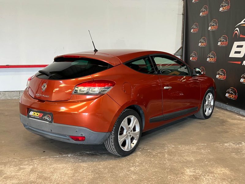 Renault Mégane III Coupé 1.4  tCe 130ch Dynamique BVM6