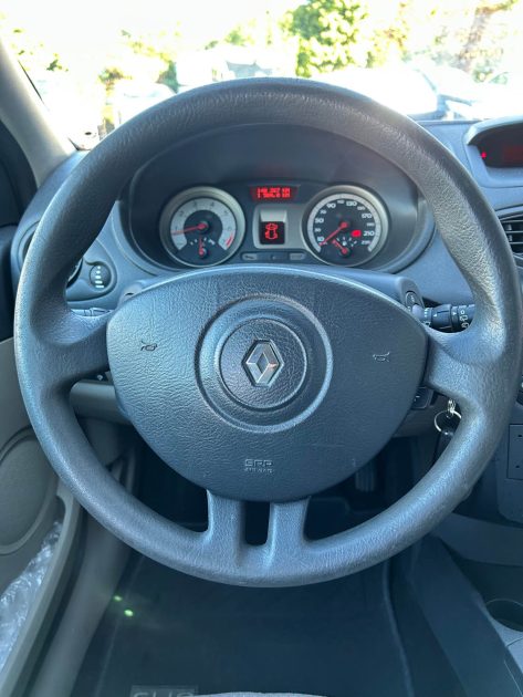 RENAULT CLIO III CONFORT DYNAMIQUE 1.4 16V 2006