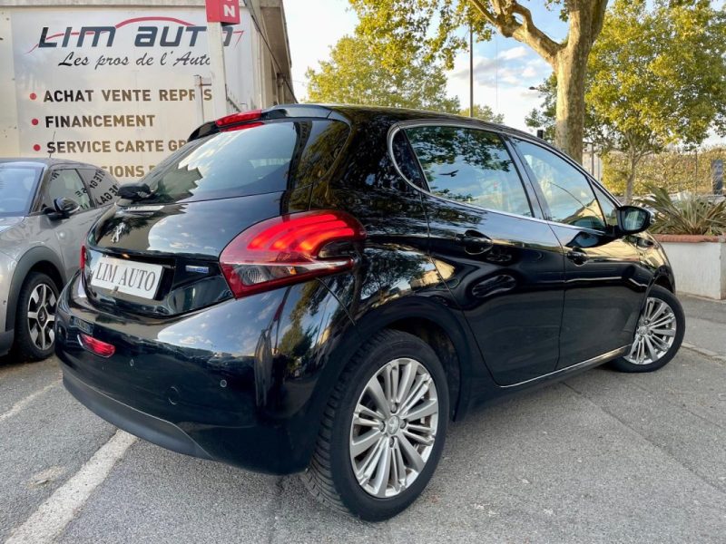 PEUGEOT 208 1.6 BLUEHDI 100 ALLURE