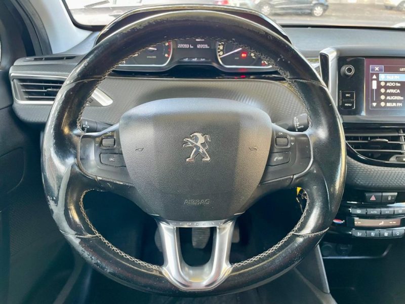 PEUGEOT 208 1.6 BLUEHDI 100 ALLURE