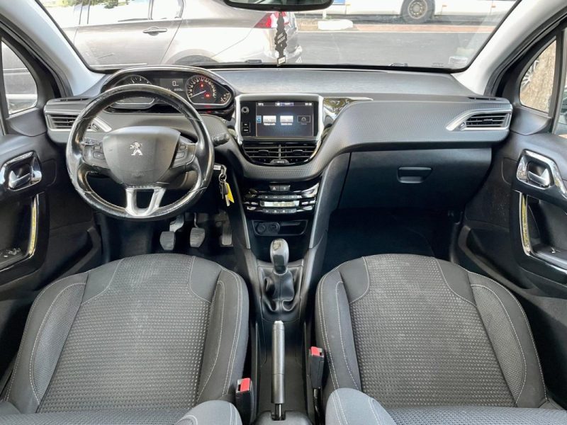PEUGEOT 208 1.6 BLUEHDI 100 ALLURE