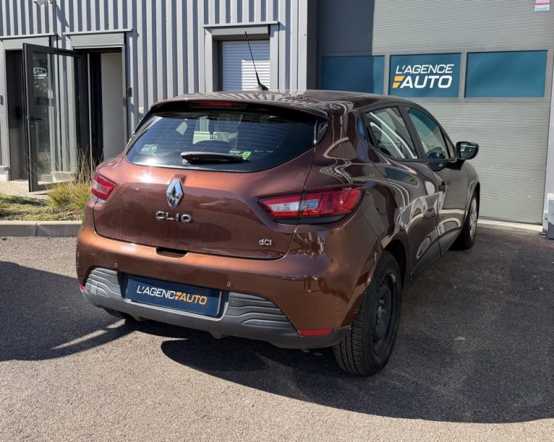 RENAULT CLIO 1.5 dCi 90 ch - Pneus Neuf - Régulateur - ENTRETIEN COMPLET