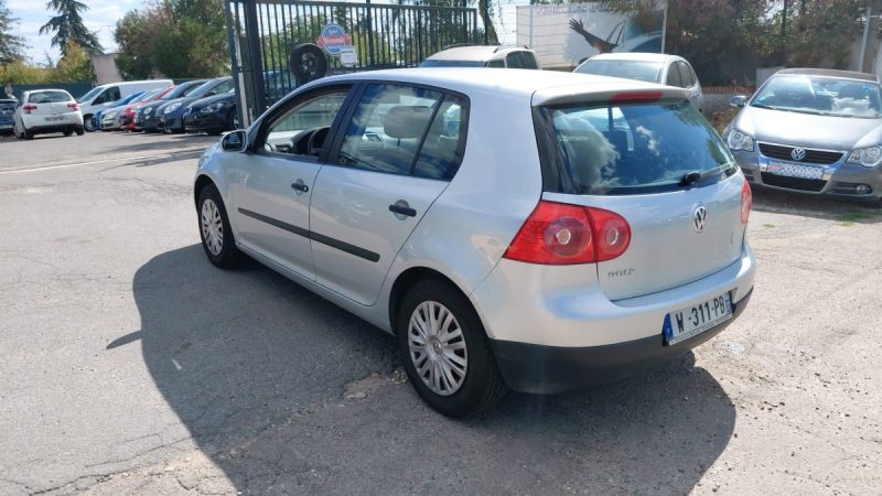 VOLKSWAGEN GOLF V 1.4 80 CH  undefined