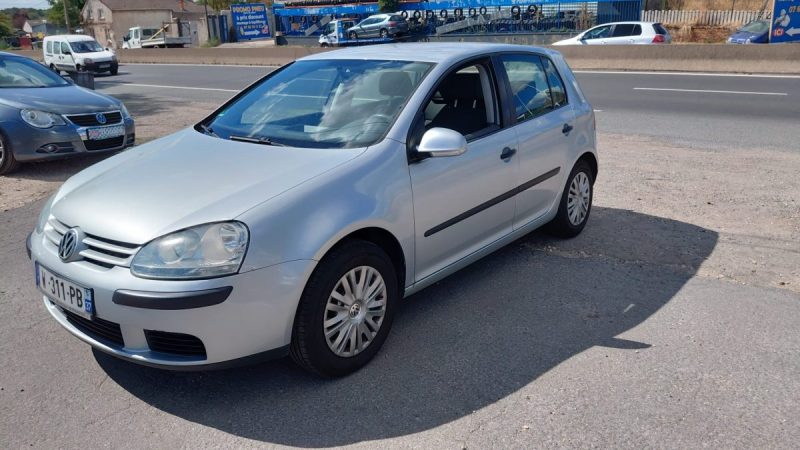 VOLKSWAGEN GOLF V 1.4 80 CH  undefined