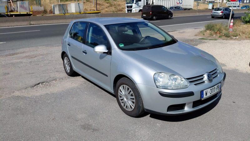 VOLKSWAGEN GOLF V 1.4 80 CH  undefined