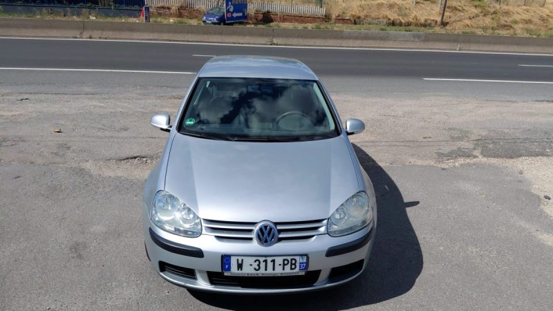 VOLKSWAGEN GOLF V 1.4 80 CH  undefined