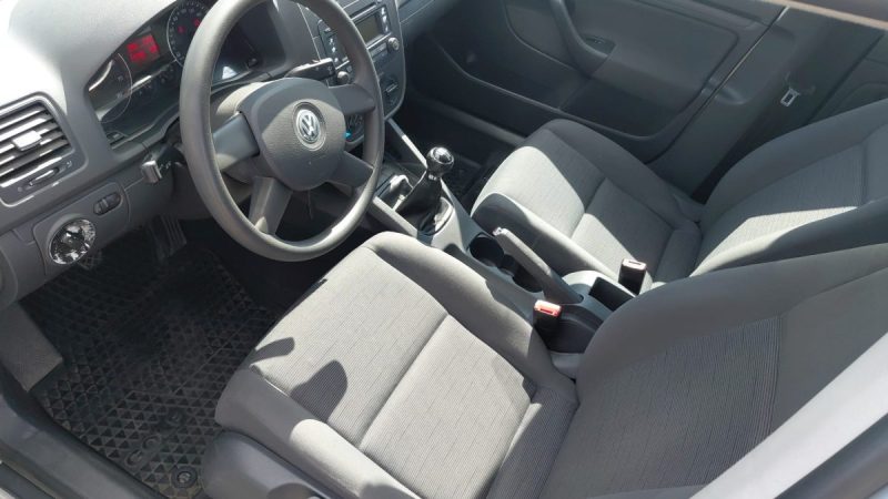 VOLKSWAGEN GOLF V 1.4 80 CH  undefined