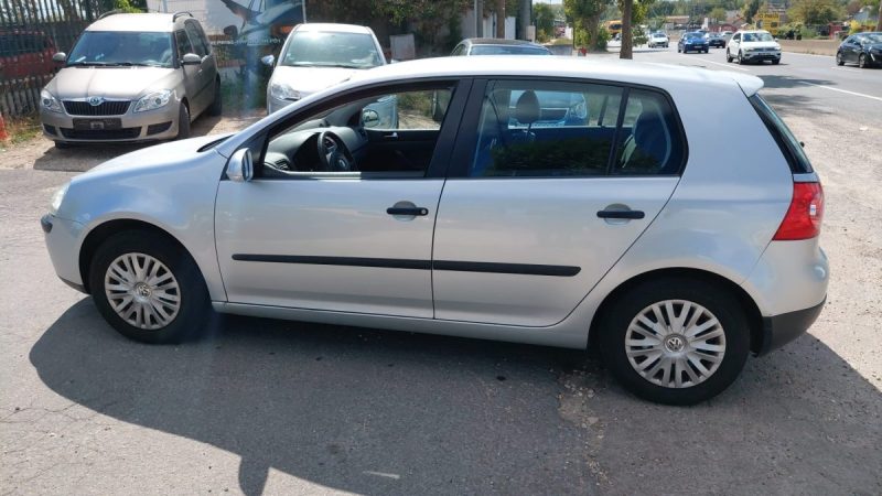 VOLKSWAGEN GOLF V 1.4 80 CH  undefined