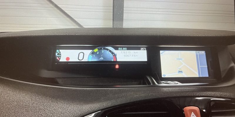 RENAULT MEGANE SCENIC 3 DCI 110 BOSE 2011