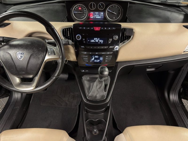 LANCIA YPSILON 0.9 85 Cv - CRIT'AIR 1 / CLIMATISATION - GARANTIE 12 MOIS NATIONALE 
