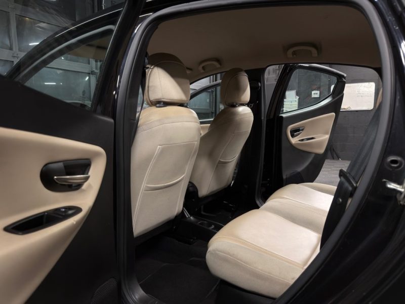 LANCIA YPSILON 0.9 85 Cv - CRIT'AIR 1 / CLIMATISATION - GARANTIE 12 MOIS NATIONALE 