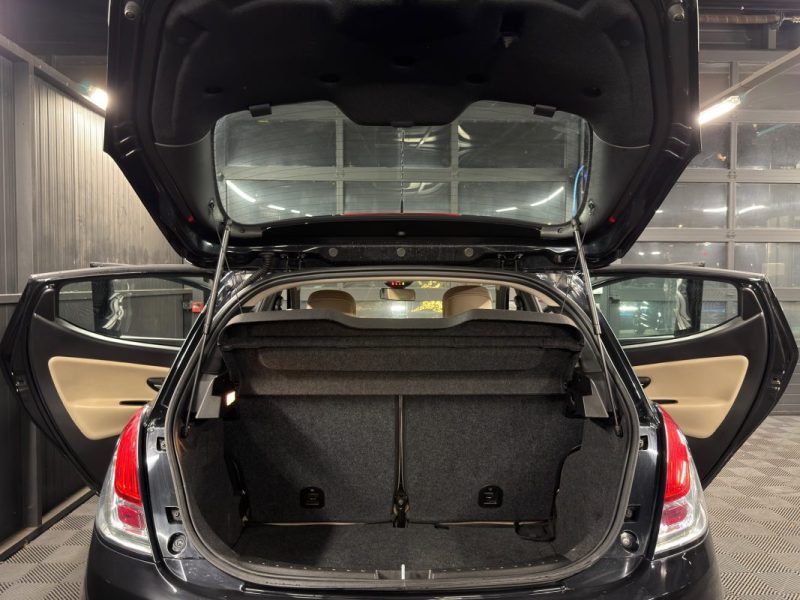 LANCIA YPSILON 0.9 85 Cv - CRIT'AIR 1 / CLIMATISATION - GARANTIE 12 MOIS NATIONALE 