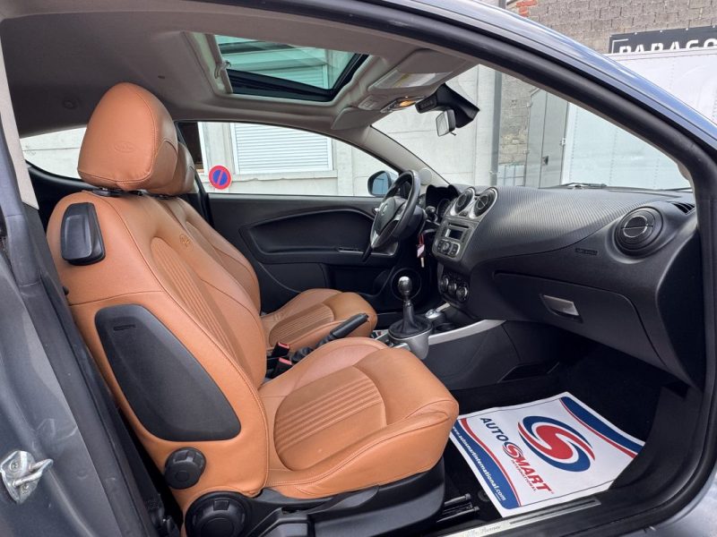 ALFA ROMEO MITO 1.3 JTD 90Ch PACK SPORT FULL OPTIONS CLIM/CUIR/TOIT 1er MAIN 