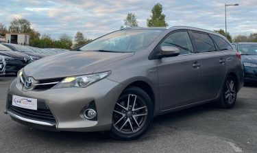 TOYOTA AURIS TOURING SPORTS 1.8 HYBRID 136h DESIGN EDITION