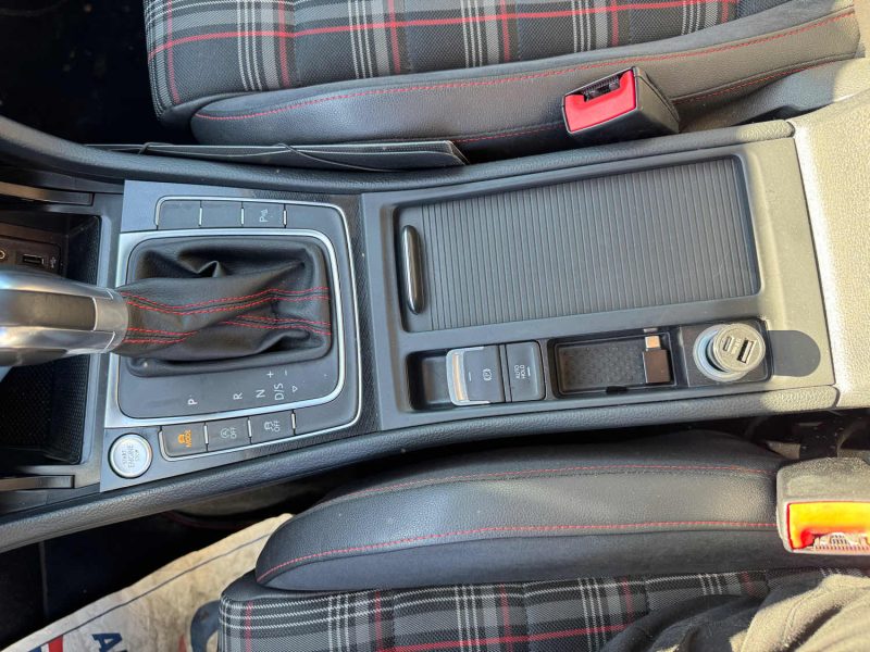 VOLKSWAGEN GOLF VII GTI PERFORMANCE 2.0I 230 DSG6 2015