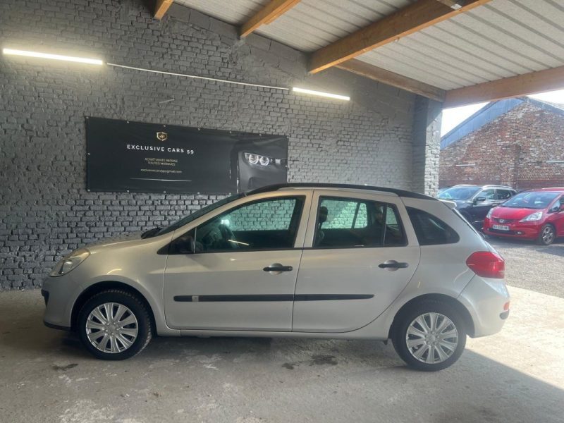 RENAULT CLIO III CLIO 1.2 75CH AUTHENTIQUE 