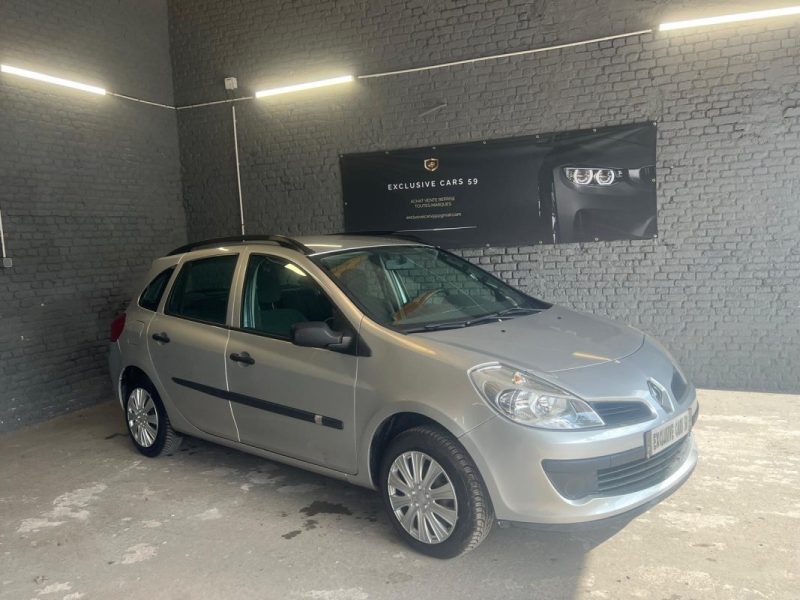 RENAULT CLIO III CLIO 1.2 75CH AUTHENTIQUE 
