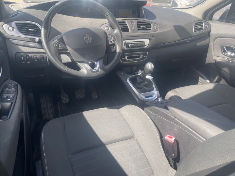 RENAULT SCENIC 1.2 TCE 130CH ENERGY BOSE EURO6 103MKM