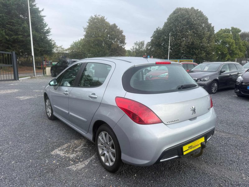 PEUGEOT 308 OXYGO 2010 1L6 HDI 92 CHX "PREMIERE MAIN"