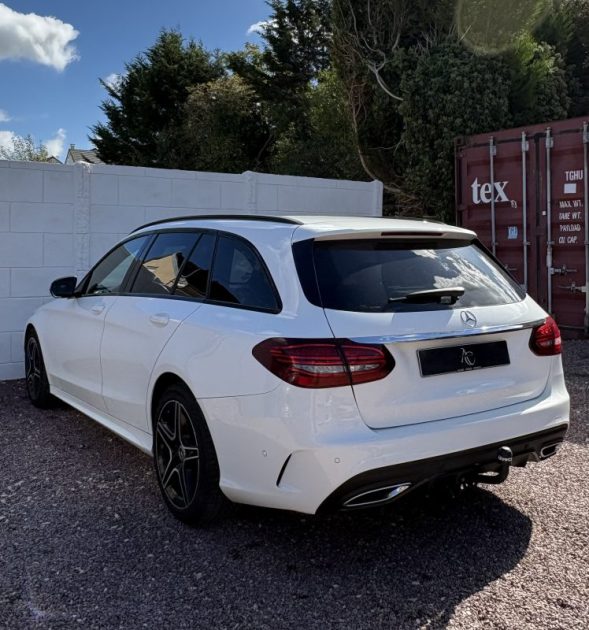 Mercedes Classe C 200D Break Amg Line Bva 9G-Tronic 160ch - (Sièges Électriques / Toit Ouvrant)