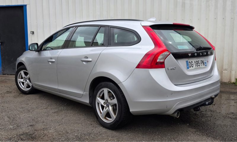 VOLVO V60 I 1.6 DIESEL KINETIC BOITE AUTO 2014